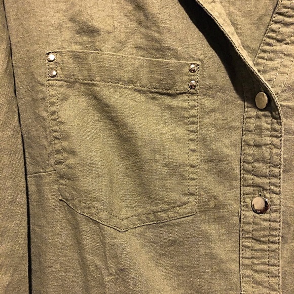 DONATED Shirt-Linen Blend, Snaps Silver Tone Accen - Picture 8 of 9